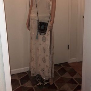 Elegant embroidered maxi skirt